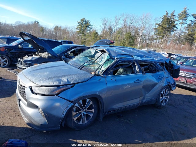 Toyota Highlander Xle 2021 5TDGZRBH9MS093857 Image 12