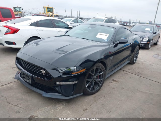Ford Mustang Ecoboost Premium Fastback 2021 1FA6P8TD0M5107650 Image 2