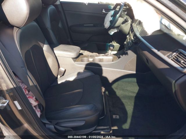 5XXGT4L33LG427047 KIA Optima S