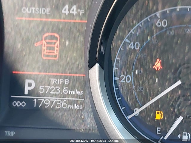 2014 TOYOTA COROLLA S PLUS VIN: 2T1BURHE2EC072185