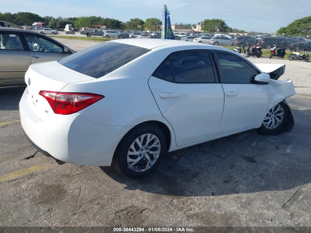 Toyota COROLLA LE 2019 5YFBURHE4KP946239 Image 4