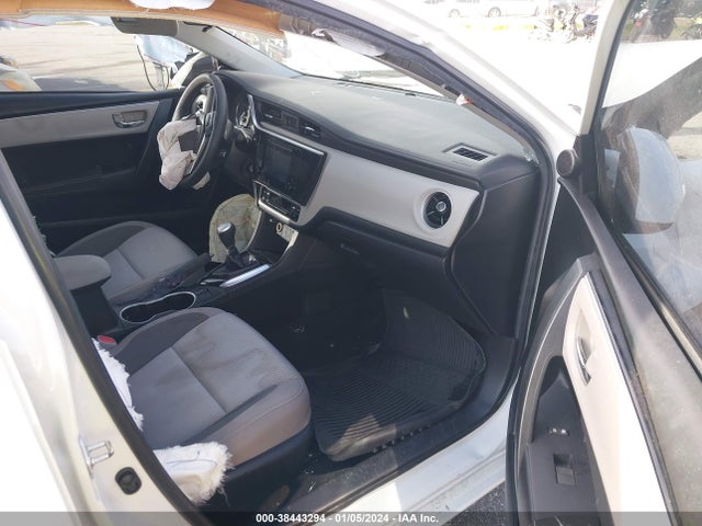 Toyota COROLLA LE 2019 5YFBURHE4KP946239 Image 5