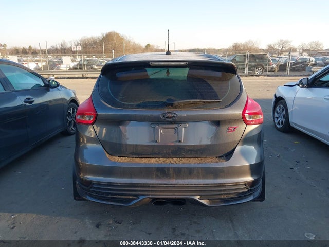 Ford FOCUS ST 2017 1FADP3L98HL346600 Image 17