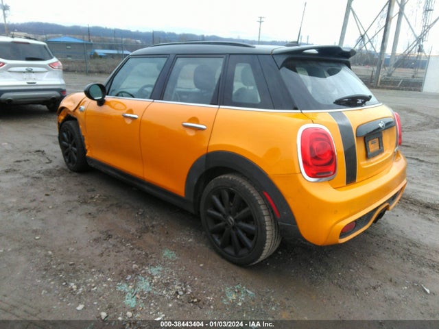 2016 MINI HARDTOP WMWXU3C52G2B63551 Photo 2