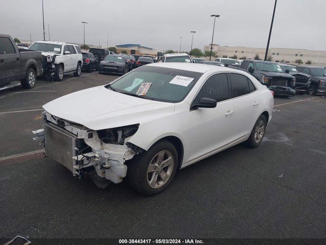 Chevrolet MALIBU LS 2015 1G11B5SL0FF300395 Image 2