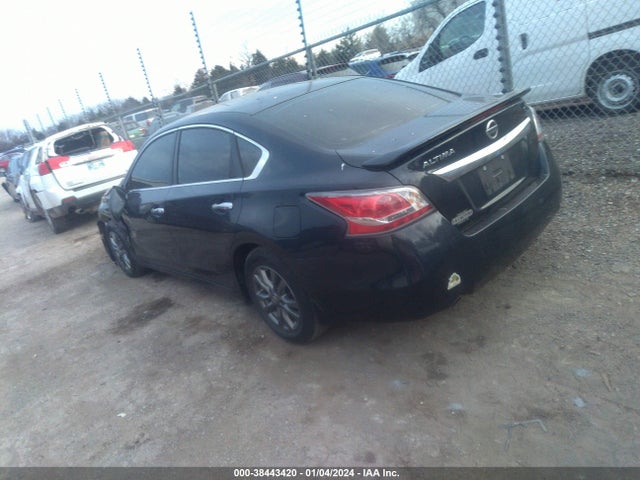 Nissan Altima 2.5 S 2015 1N4AL3AP2FN376922 Image 3