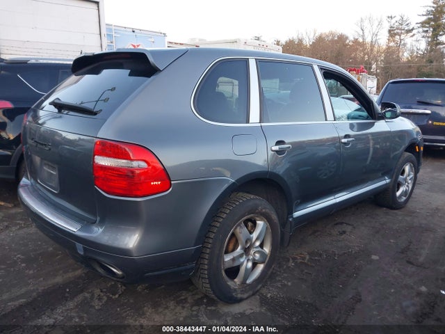 2008 PORSCHE CAYENNE WP1AB29P58LA46331 Photo 3