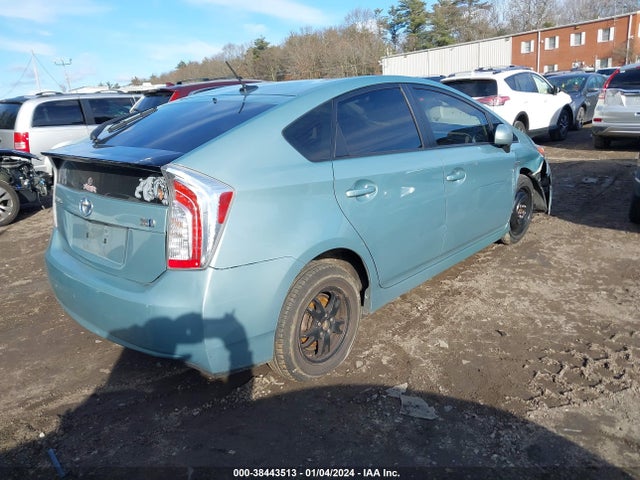 Toyota Prius Four 2015 JTDKN3DU0F1934719 Image 4