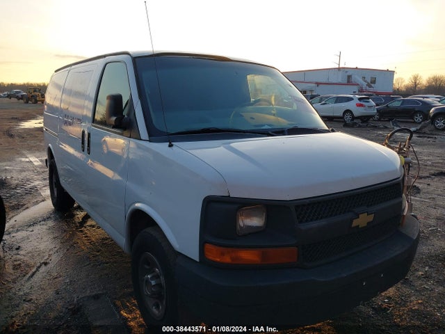 Chevrolet Express 3500 Work Van 2014 1GCZGTCG0E1104454 Image 1