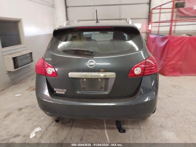 Nissan Rogue Select S 2015 JN8AS5MTXFW669483 Image 16