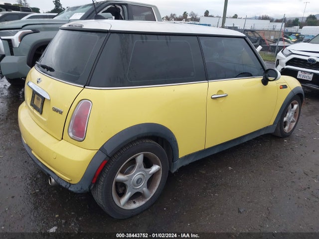 2005 MINI COOPER WMWRC33455TJ63454 Photo 3