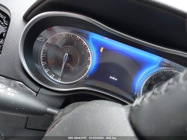 Chrysler 300 Touring L Awd 2023 2C3CCASG8PH548987 Image 7