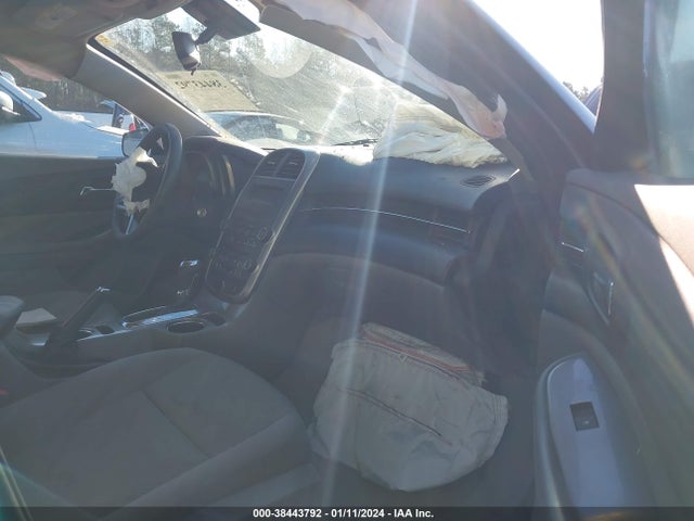 Chevrolet MALIBU LS 2015 1G11B5SL1FF158736 Image 5