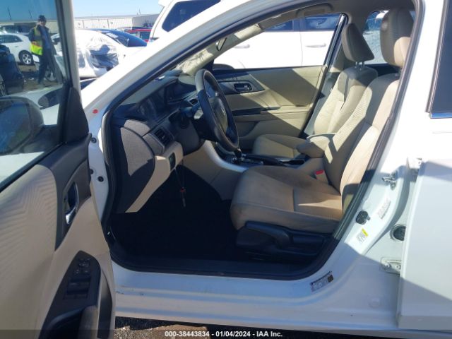 1HGCR2F35EA090121 Honda ACCORD LX