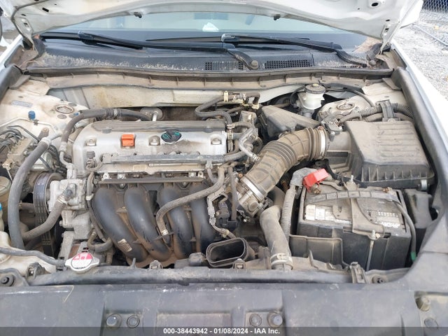 2010 HONDA ACCORD 2.4 LX-P VIN: 1HGCP2F43AA181476