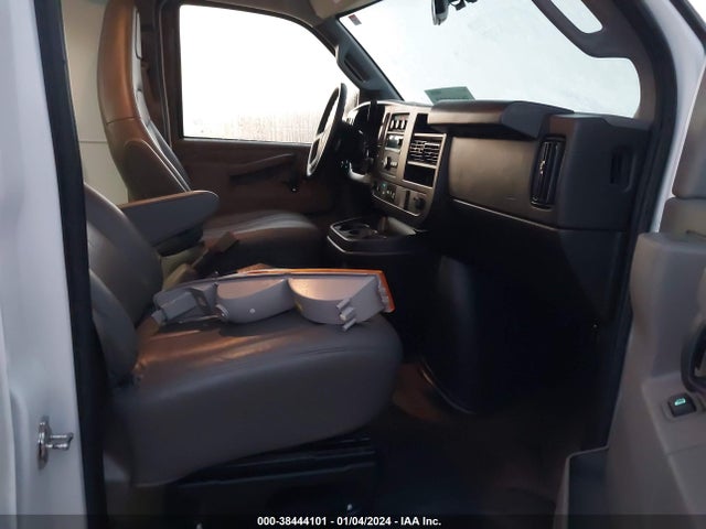 GMC Savana Cargo Rwd 2500 Regular Wheelbase Work Van 2023 1GTW7AFP7P1160686 Image 5