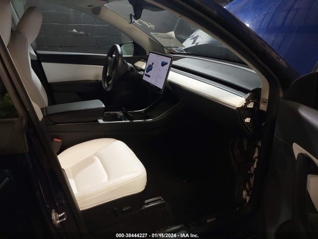 2020 TESLA MODEL Y LONG RANGE DUAL MOTOR ALL-WHEEL DRIVE VIN: 5YJYGDEE8LF049382