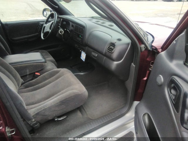2000 DODGE DAKOTA SLT/SPORT VIN: 1B7GL2AX5YS683603