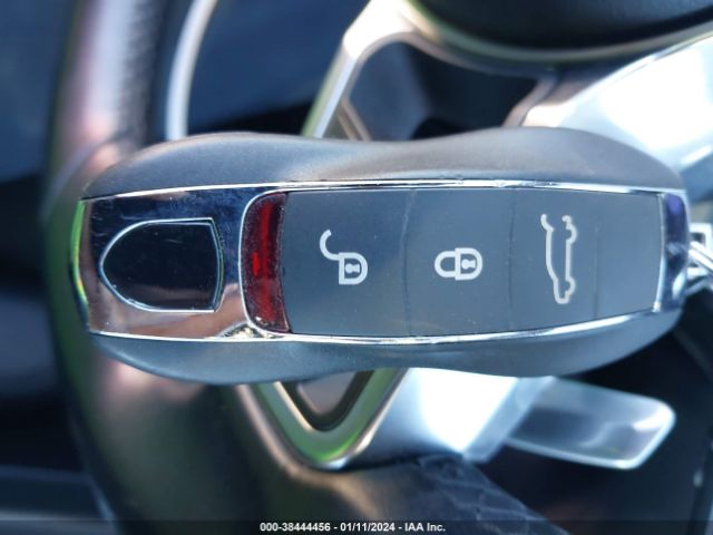 WP1AB2A51HLB18359 Porsche MACAN S