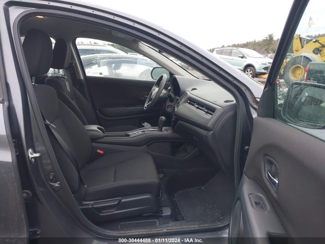 Honda HR-V LX 2017 3CZRU6H33HG701047 Image 5