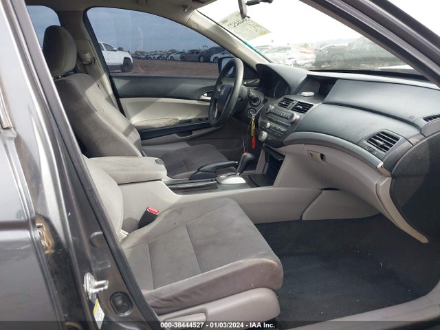 2011 HONDA ACCORD 2.4 LX VIN: 1HGCP2F33BA008680