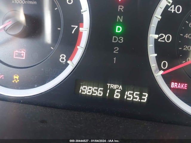 2011 HONDA ACCORD 2.4 LX VIN: 1HGCP2F33BA008680