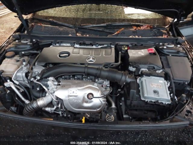 WDD3G4FB2LW042363 Mercedes-Benz A 220 4matic
