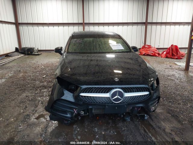 WDD3G4FB2LW042363 Mercedes-Benz A 220 4matic