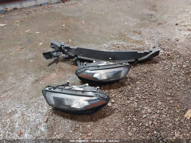 WDD3G4FB2LW042363 Mercedes-Benz A 220 4matic