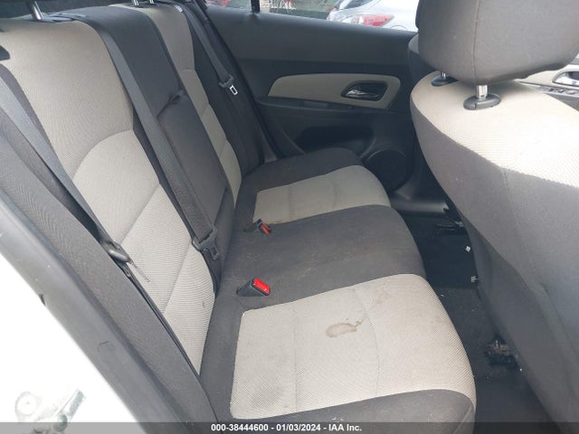 Chevrolet Cruze Ls Auto 2014 1G1PA5SHXE7435305 Image 8