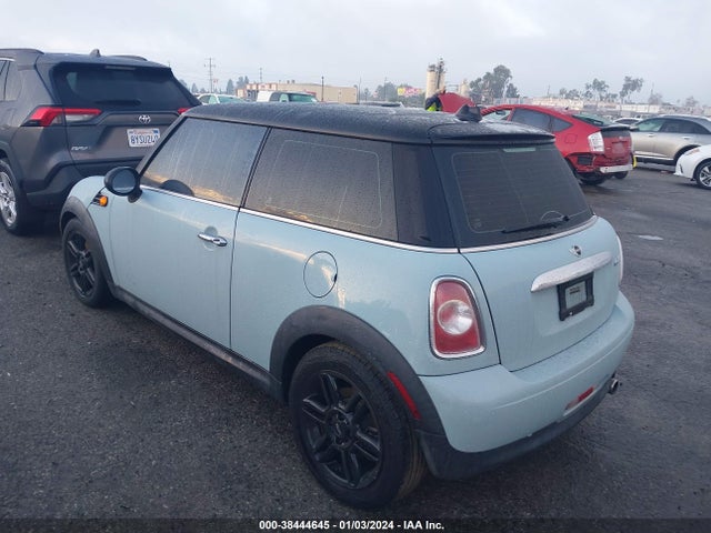 2013 MINI HARDTOP WMWSU3C59DT374422 Photo 2