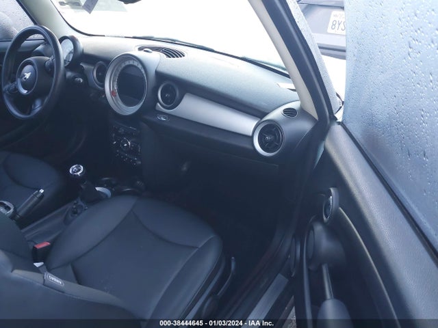 2013 MINI HARDTOP WMWSU3C59DT374422 Photo 4