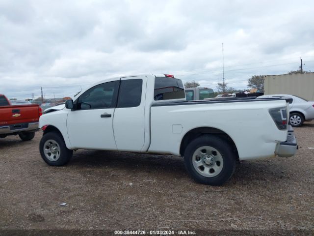 1N6BA0CH1EN504667 Nissan TITAN S