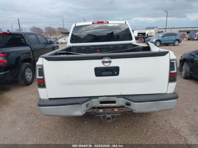 1N6BA0CH1EN504667 Nissan TITAN S