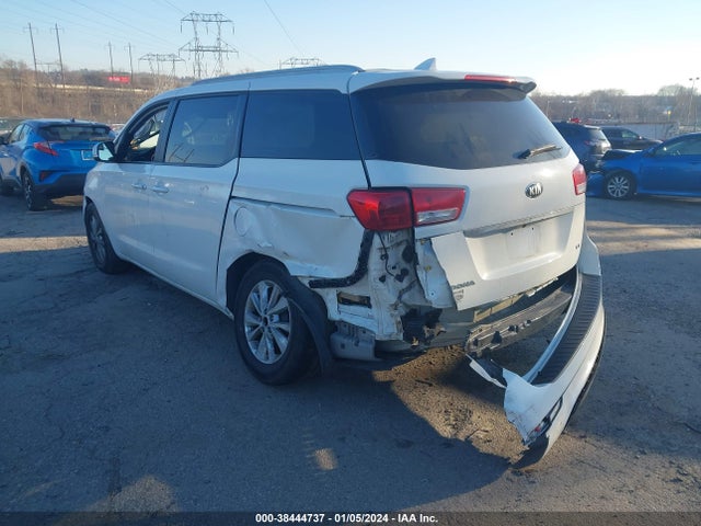 KIA SEDONA LX 2015 KNDMB5C19F6058028 Image 6