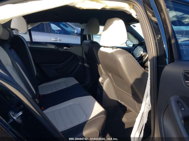 3VWD17AJ3GM416529 Volkswagen Jetta 1.8t Sport