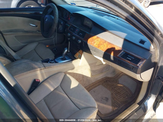 2008 BMW 528XI VIN: WBANV13588CZ59612