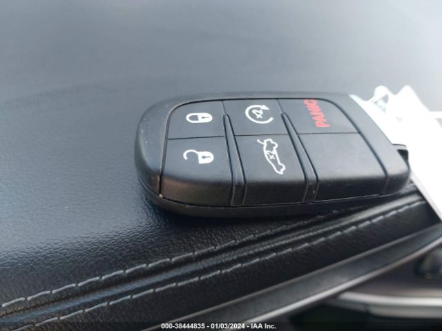 2C3CDZFJ2MH673674 Dodge Challenger R/t Scat Pack