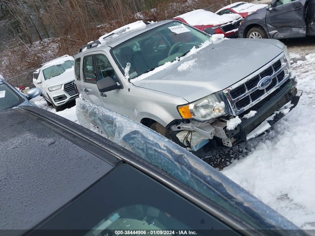 2008 FORD ESCAPE XLS/XLS MANUAL VIN: 1FMCU02Z08KC24135