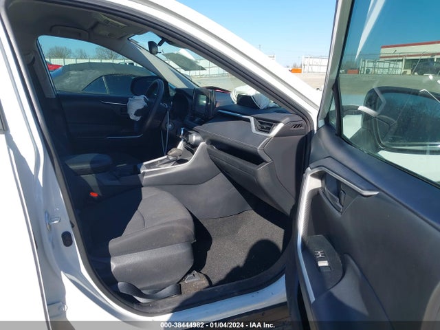 Toyota RAV4 LE 2021 2T3H1RFV6MC151659 Image 5