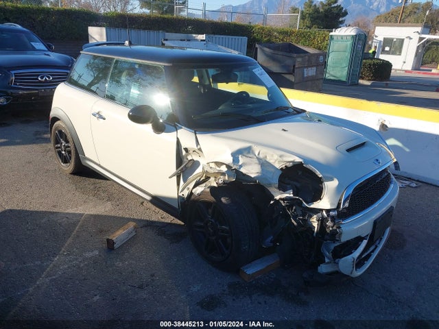 2013 MINI HARDTOP WMWSV3C57DT396447 Photo 0