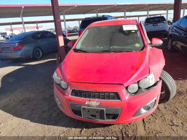 Chevrolet Sonic Ltz Auto 2015 1G1JE5SB8F4192568 Image 12