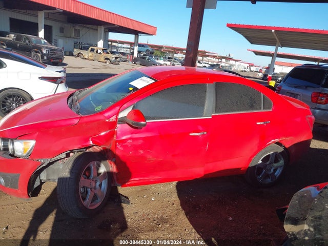 Chevrolet Sonic Ltz Auto 2015 1G1JE5SB8F4192568 Image 14