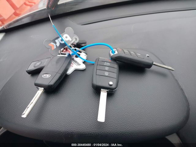 KNDJP3A50H7487098 KIA SOUL +
