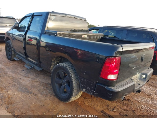 RAM 1500 Express Quad Cab 4x4 6'4 Box 2017 1C6RR7FT8HS575428 Image 3
