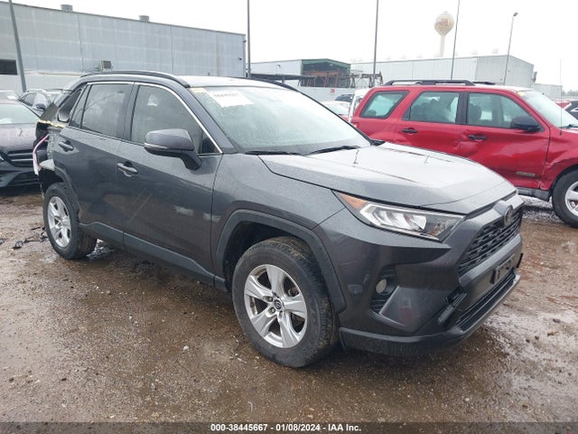 2019 TOYOTA RAV4 XLE VIN: JTMW1RFV5KD033277