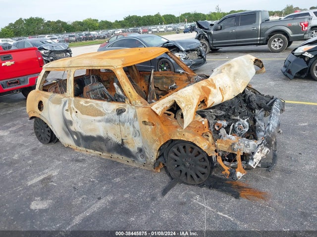 2016 MINI HARDTOP WMWXP5C59GT739839 Photo 0