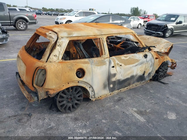 2016 MINI HARDTOP WMWXP5C59GT739839 Photo 3