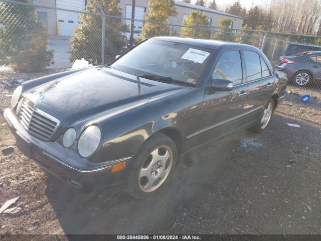 2002 MERCEDES-BENZ E-CLASS WDBJF83J52X071788 Photo 1