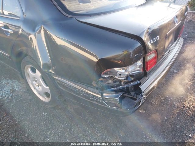 2002 MERCEDES-BENZ E-CLASS WDBJF83J52X071788 Photo 5